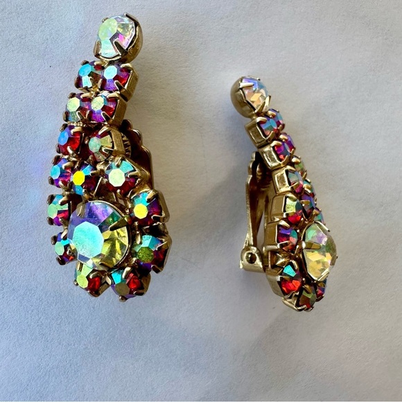 Vintage 1960s Aurora Borealis Clip Back Earrings - Picture 4 of 10